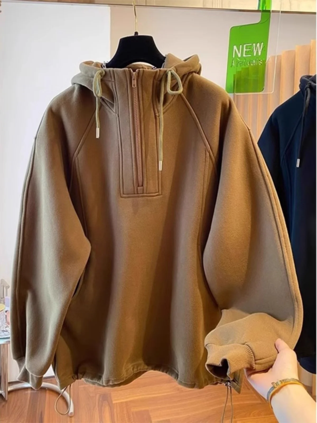 

Женская толстовка больших размеров с капюшоном, утепленная флисом, на молнии до середины груди, осенне-зимняя модная верхняя одежда в корейском стиле, с длинным рукавом