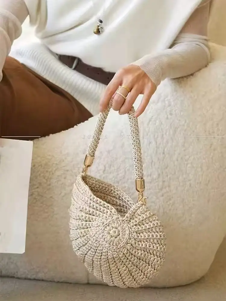 

Fashion Knitting Wool Woven Handmade Shell Bag High Quality Women Handbag Luxury Clutch Purse Summer Beach Bag Crossbody Bag