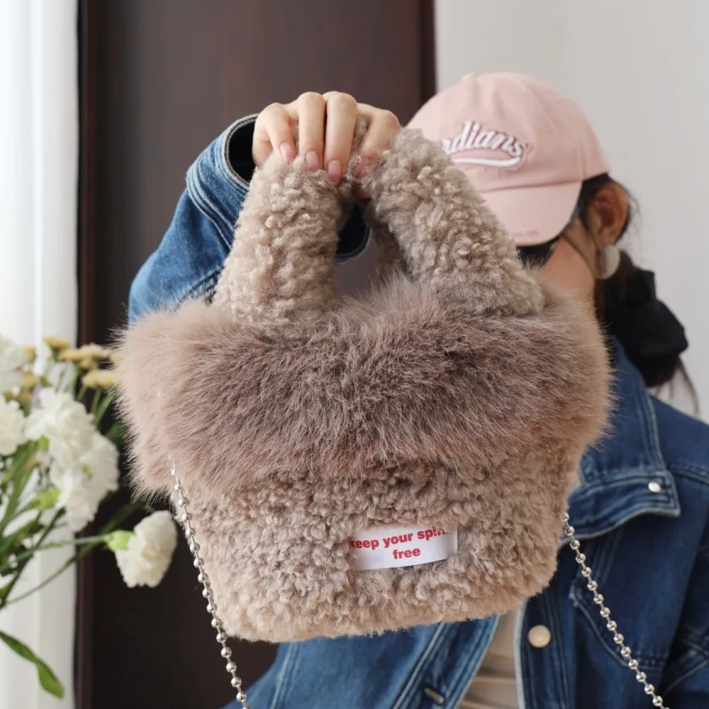 

Зимняя женская сумка из пушистого плюша 2025, корейская сумка из искусственного меха шерпа, пушистая плюшевая ручка сверху, ручная сумка, роскошная мягкая сумка