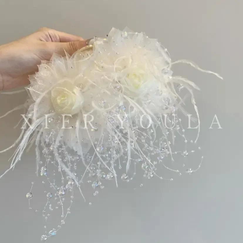 女性のための豪華な刺繍のヘアクリップ,ヘッドギアのアクセサリー,ビーズのタッセル,誕生日パーティーの爪,新しい