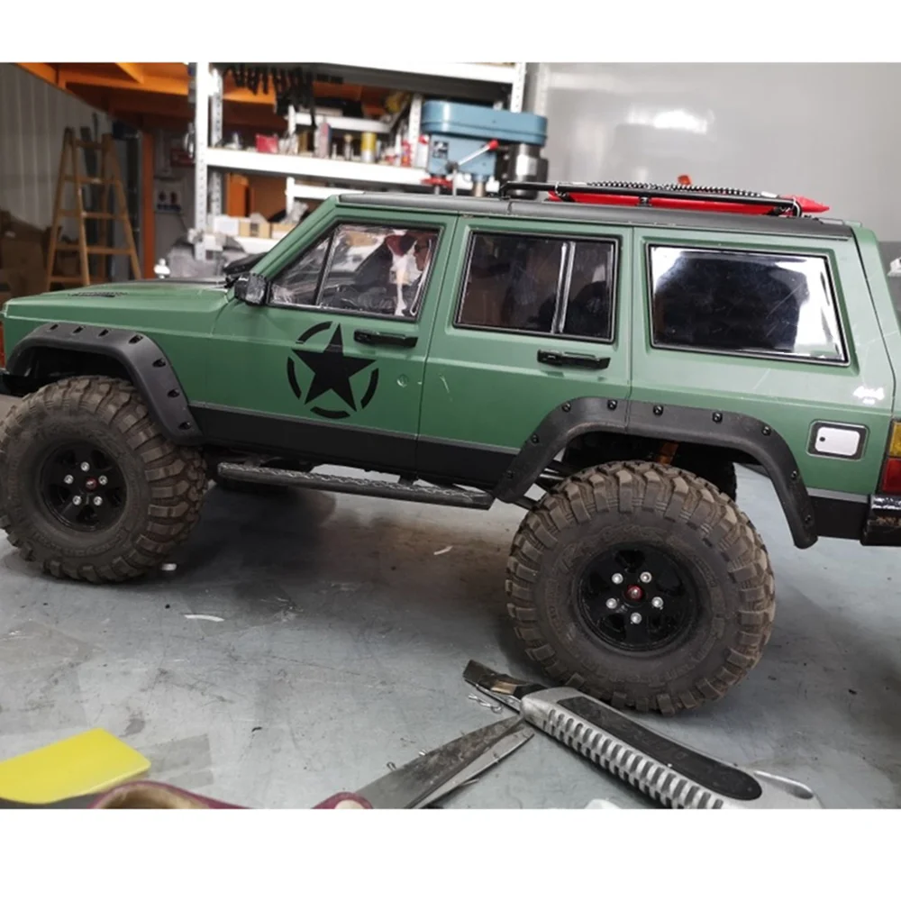 ตัวถังรถเชอโรกีพลาสติกแข็งแบบทาสี YSUN ระยะฐานล้อ 313 มม. สำหรับรถบังคับวิทยุ 1/10 RC Crawler Car Axial SCX10 & SCX10 II 90046 90047