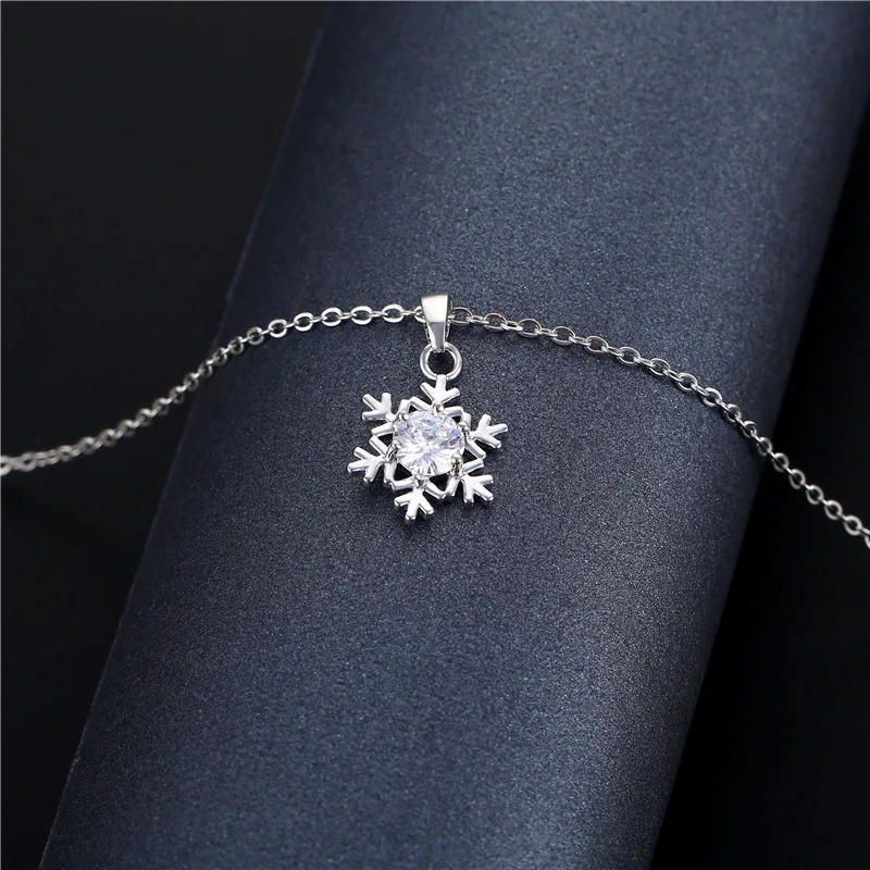 Women Girls Cute Snowflake Pendant Necklace Crystal Choker Stainless Steel Chain Snow Necklace Jewelry Christmas New Year Gift