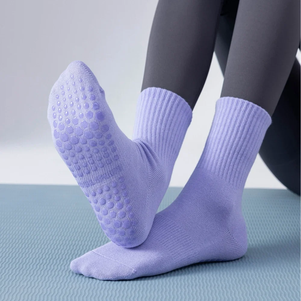 3/4 Pairs Anti-slip Sports Socks with Grip Women Yoga Pilates Socks Middle Tube Fitness Dancing Athletic Socks Non-slip