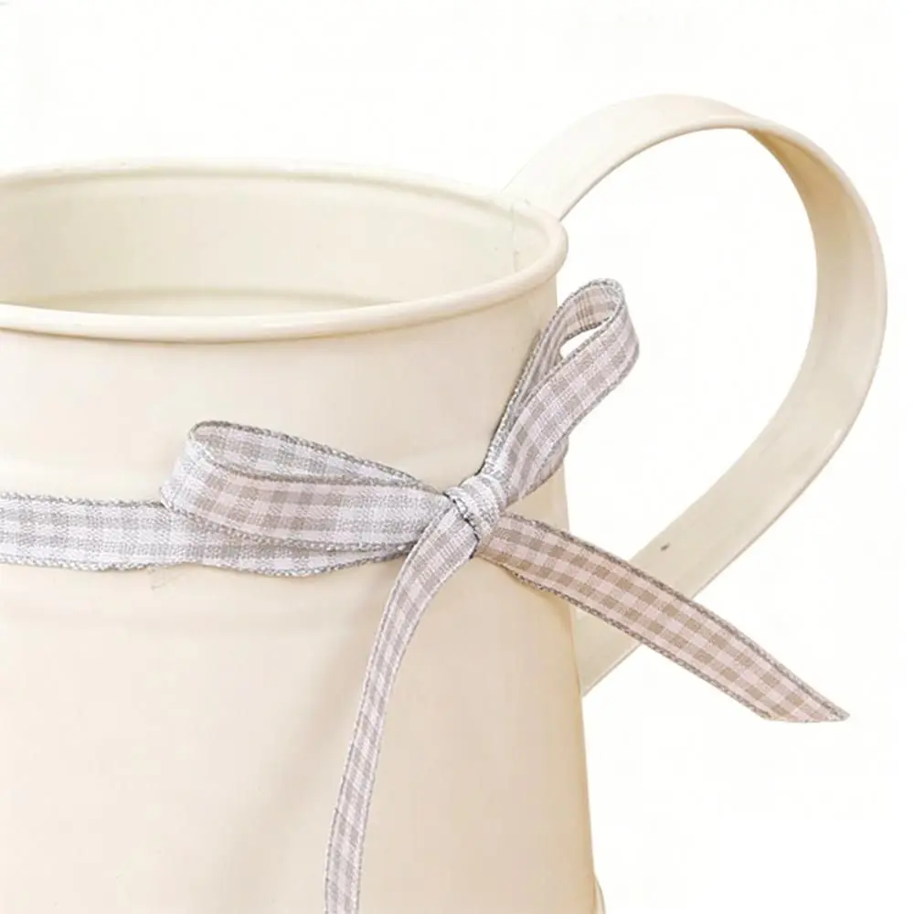 Lightweight Plant Watering Can Sprinkler Head Gingham Ribbon Garden Watering Can Rust Resistant Metal Watering Can