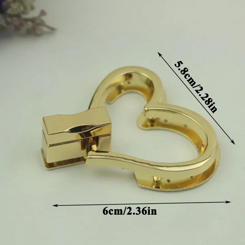 Fashion Heart Shape Bag Lock Clasp Metal Turn Lock Buckles For DIY Handbag Shoulder Bag Purse Handbag Hardware Bag Accessories