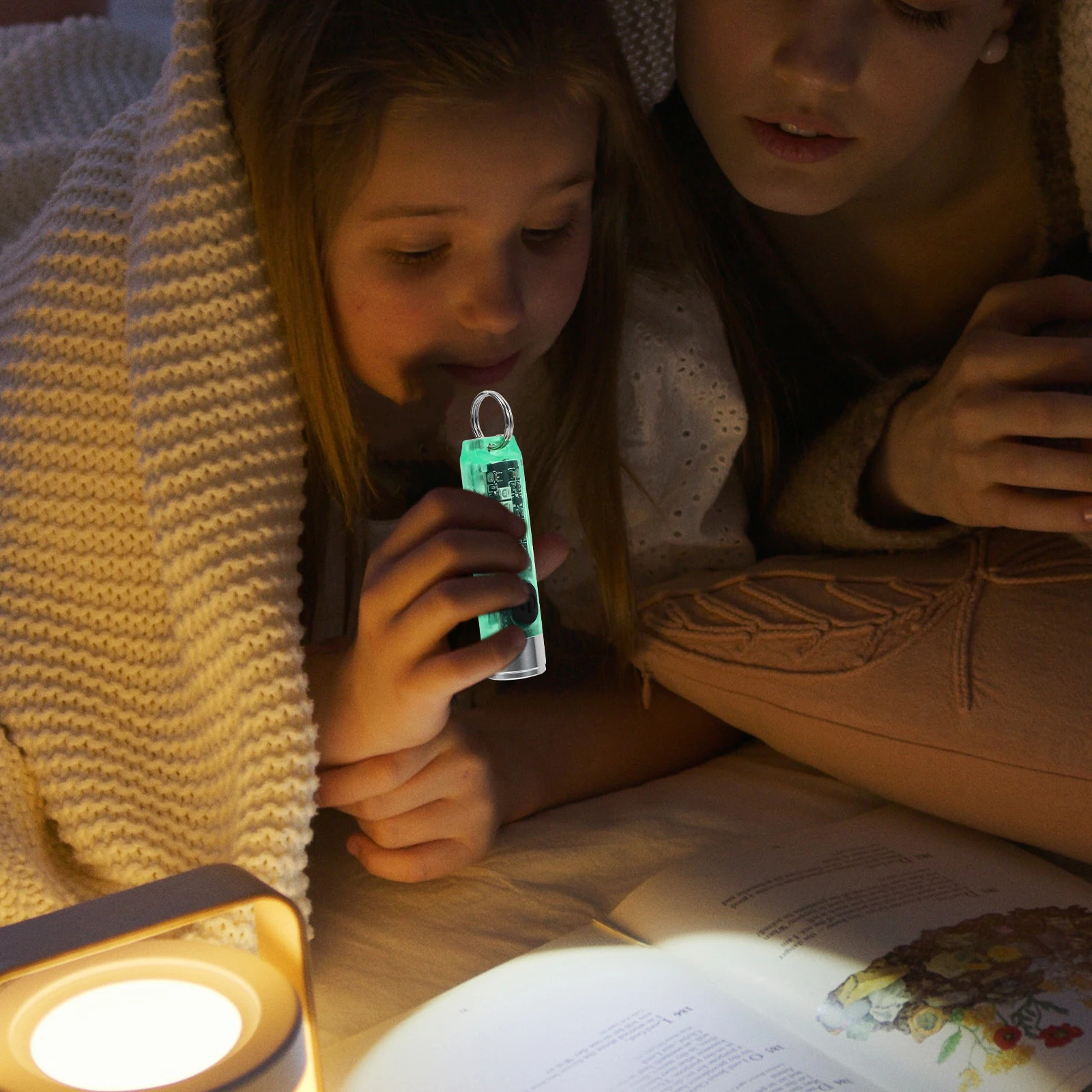 

Magnetic Mini Flashlight Rechargeable LED Compact Handheld for Camping Hiking Emergency Bright Green Portable Lighting Tool