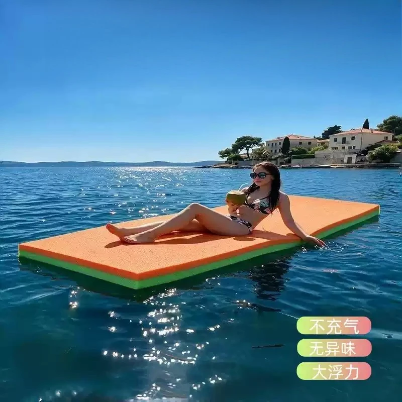 Color random water floating blanket swimming adult thickened entertainment sea floating bed leisure pool water magic carpet 1pcs