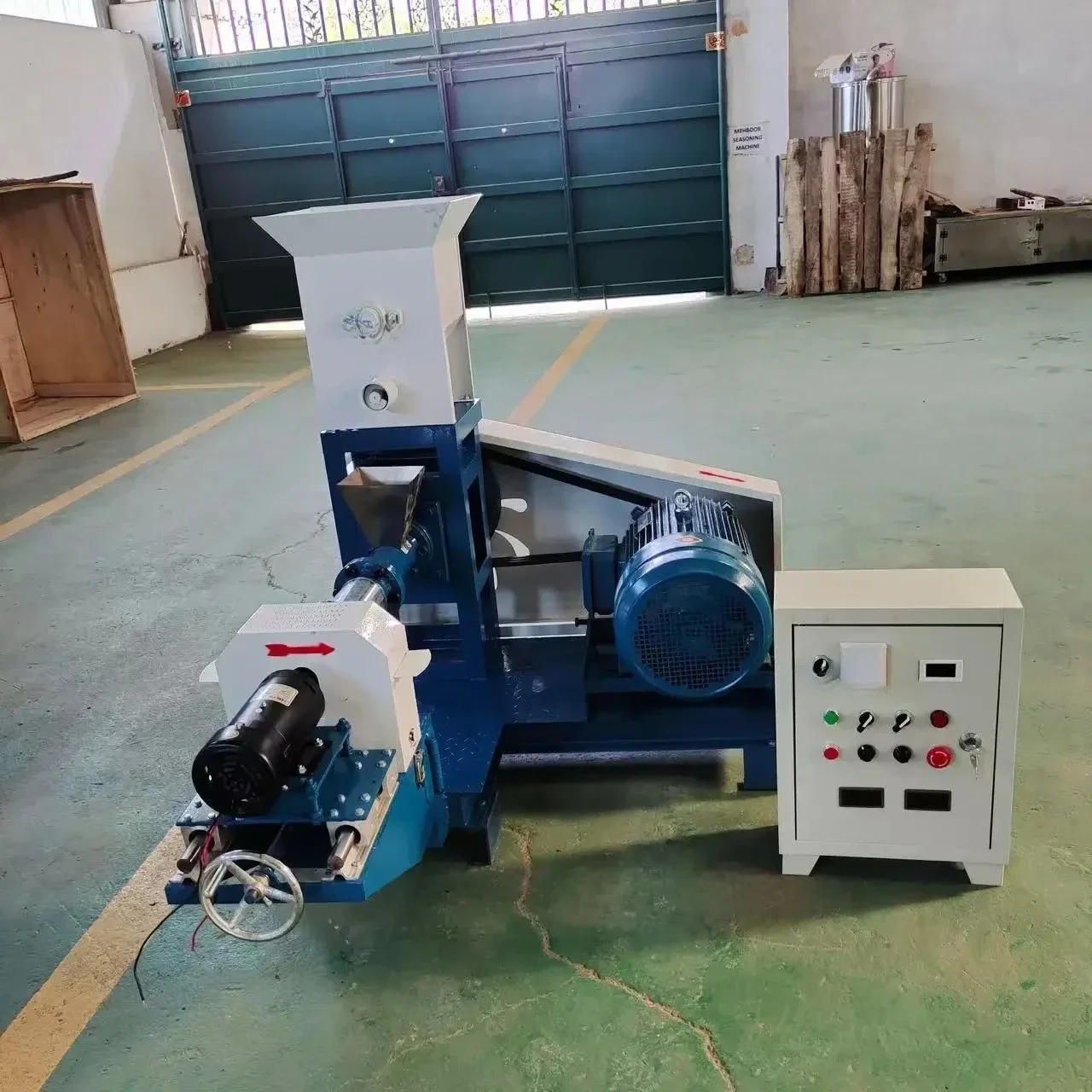 Advanced Pet Food Processing Line For Dogs Cats Fish And Poultry With High Speed Pelletizing And Automated Expansion