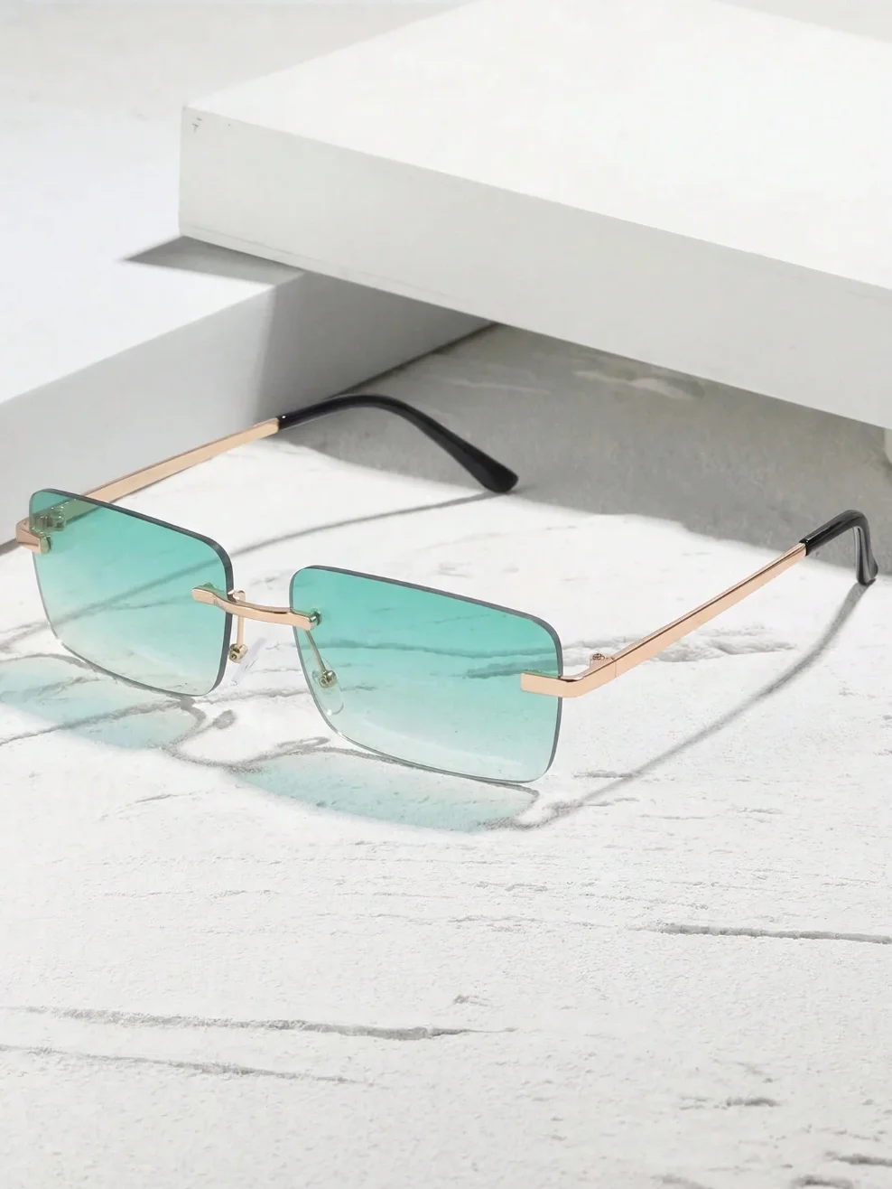 1 Pair of Women's Frameless Rectangular Metal Fashion Sunglasses, Suitable for Various Outfits, Vacation Style, Street Fashion Accessories, Sports, Parties, Outdoor Activities, Showcasing Trendy Looks, with Effective S