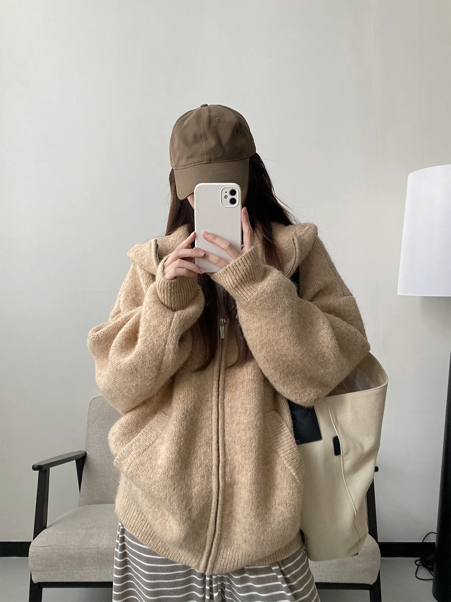 

Свободный длинный женский вязаный кардиган с капюшоном на молнии, удобный, мягкий, из полиэфирного волокна, осенне-зимний, модный тренд