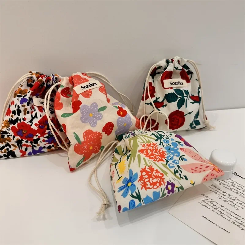 Small Cotton Fabric Floral Drawstring Bags Coin Pocket Bags Purse Keys Earphone Storage Bag Lipstick Toiletry Makeup Organizer