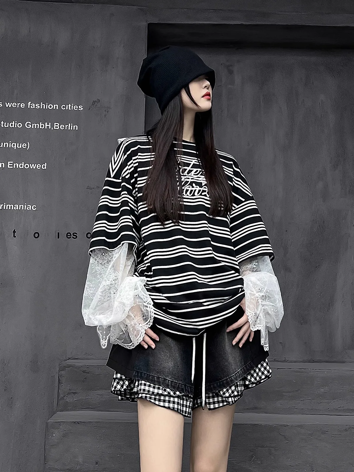 

Модная женская футболка M-Brand с длинным рукавом, кружевными вставками, рукавами-фонариками, в полоску, свободного кроя, из дышащего хлопка, в уличном стиле