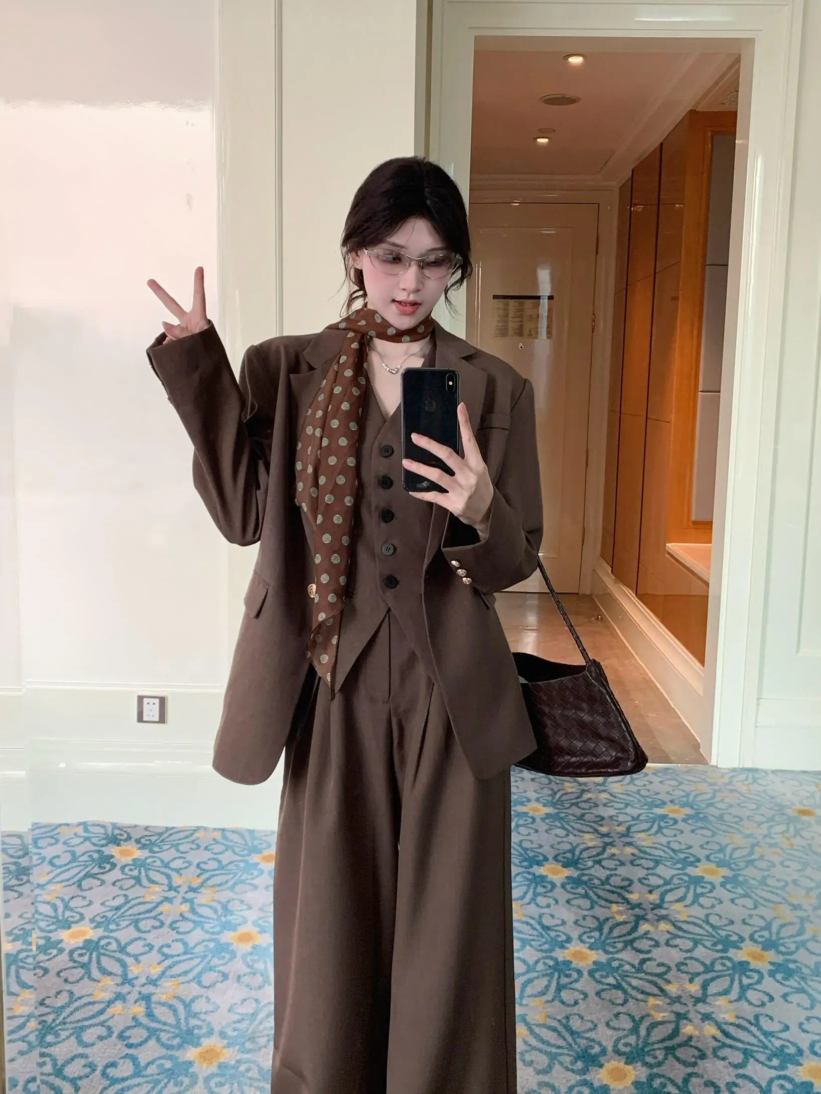 Conjunto de traje de gama alta para mujer, chaqueta ajustada y pantalones de pierna ancha, pantalones informales Sle V-Ne irt de cintura alta, Faionable