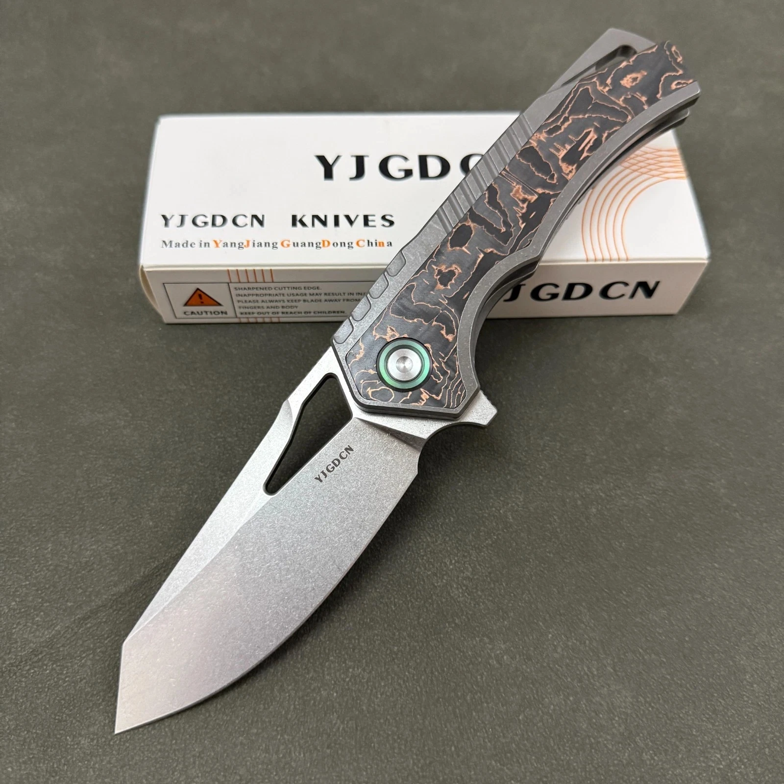 YJGDCN Folding Knife Bohler M390 Blade Inlaid Carbon Fiber Handle YJ2509