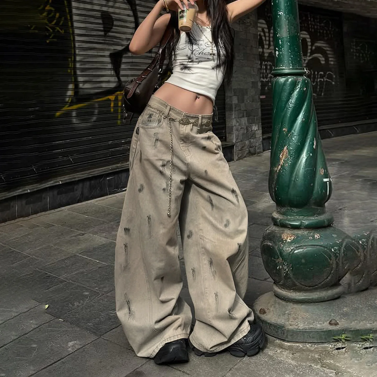 

European and American high street retro washing old denim pants street casual straight wide-leg mop pants.