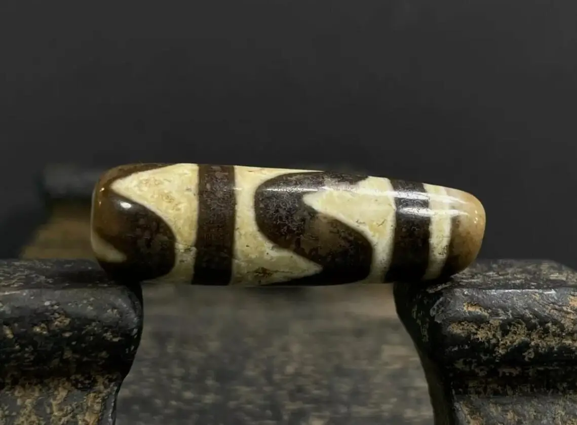 

Tibetan Nepalese Himalayan Ancient agate Old Dzi Talisman eye Beads Amulet