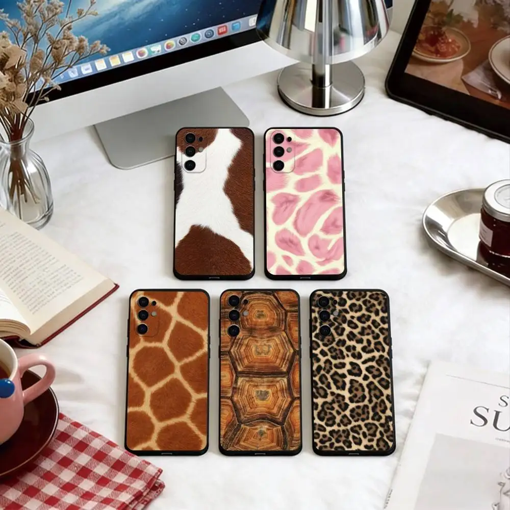 

Animal print Phone Case For Samsung S25,S24,S21,S22,S23,S30,Ultra,S20,Plus,Fe,Soft Black Cover