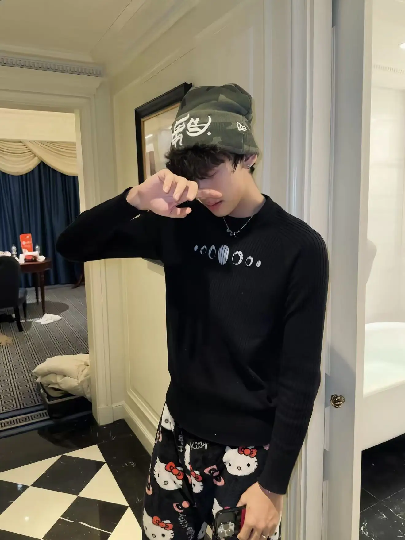 

American Retro Slim Fit Long Sleeve Knitted Sweater Men's Spring Autumn Versatile Casual Sports Top Patterned Breathable