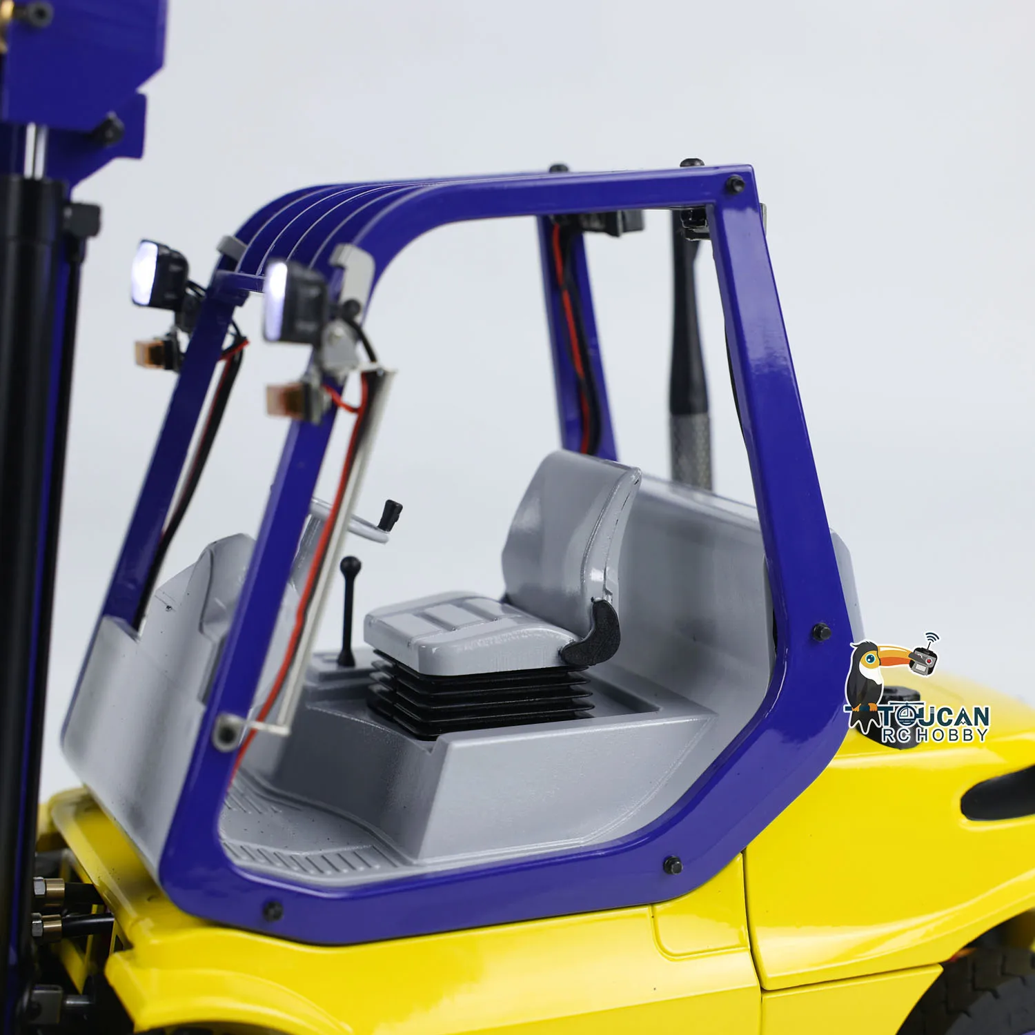 

Toys 1/14 Scale RC Hydraulic Forklift Metal Wheeled Transfer RTR DIY Painted Finished Car Folk Lift Truck Light Sound Toys Model