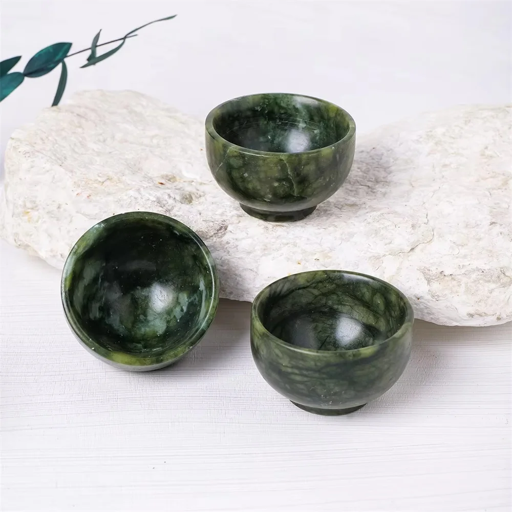 Natural crystal Xiuyan jade teacup South jade jade shot glass Kung fu teacup tea set handicrafts desktop decoration