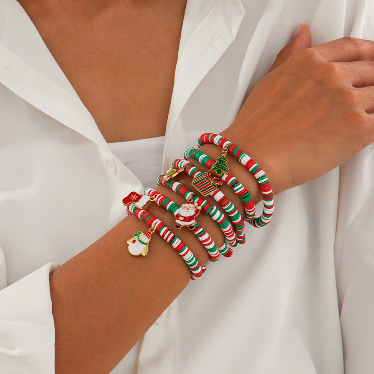 SHIXIN 2026 Fashion Christmas Bracelets Set Women Christmas Tree Santa Claus Snowman Pendant Bracelet Elasticity Beaded Bangle