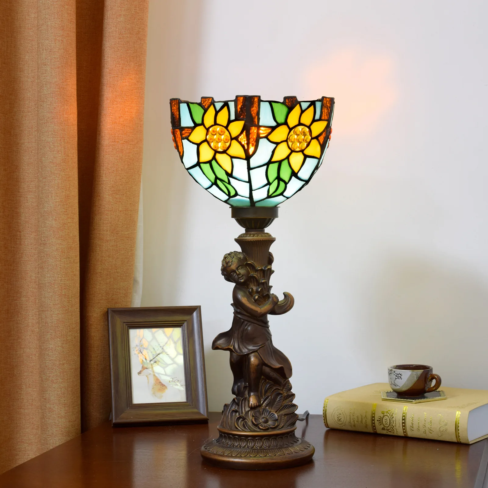 

Dia20cm American Country Sunflower Little Boy Stained Glass Restaurant Bar Desk Decoration Table Lamp Bedroom Bedside Light