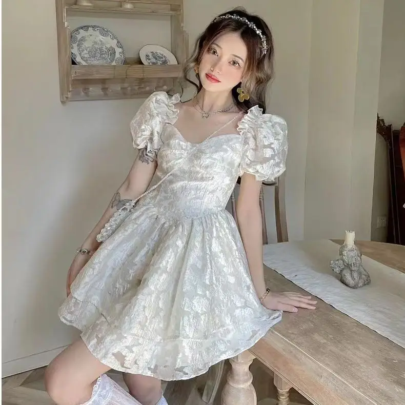 Abito gonfio stile delicato con maniche a palloncino di fascia alta vintage francese da donna estivo Abito da vento morbido con gonna da principessa nuova