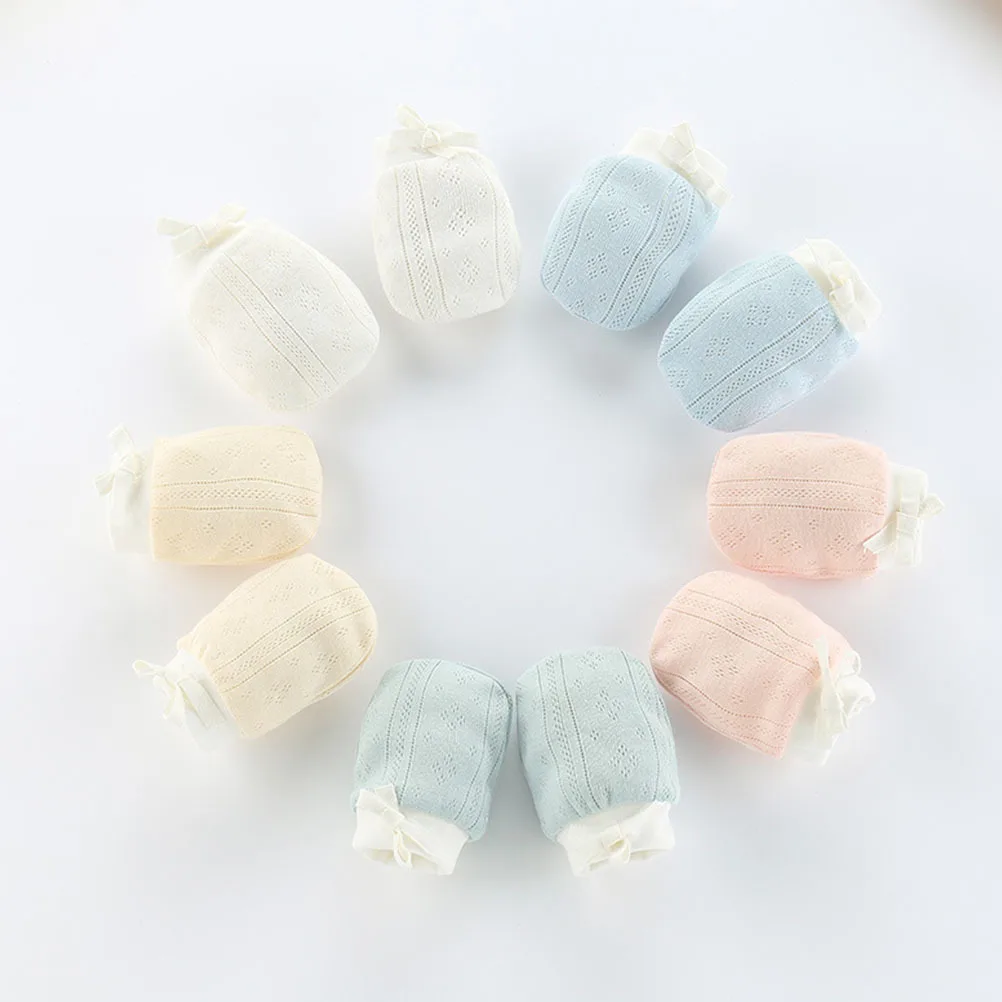 

4 пары перчаток против царапин для новорожденных, регулируемые хлопковые варежки, защитные принадлежности для младенцев, удобные перчатки для новорожденных