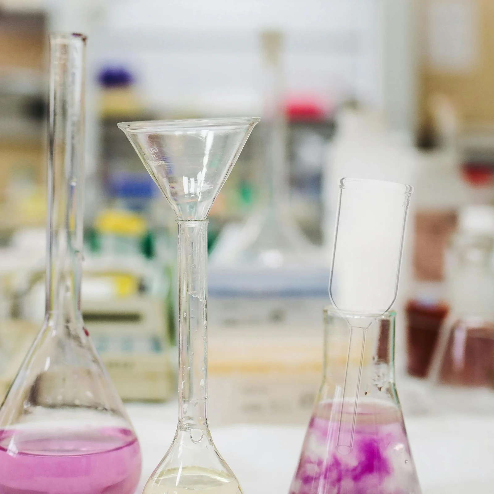 

Glass Laboratory Funnel 250Ml Clear Scientific Filtration Equipment for Research Chemistry Experiments Classroom Use Essential