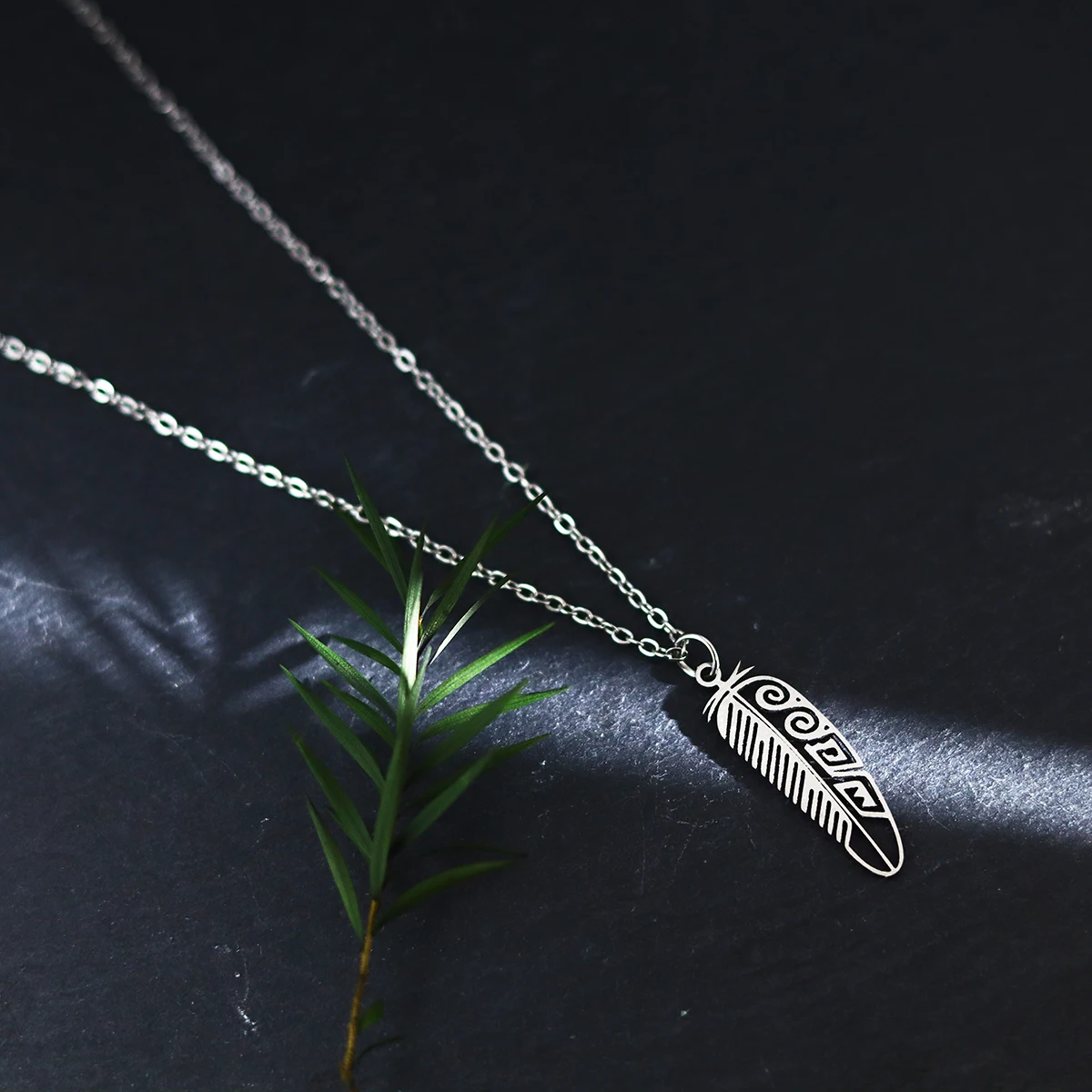 Kinitial Boho Feather Pendant Male Necklace For Women Men Stainless Steel Silver Color Leaf Chain Jewelry Gift collar hombre