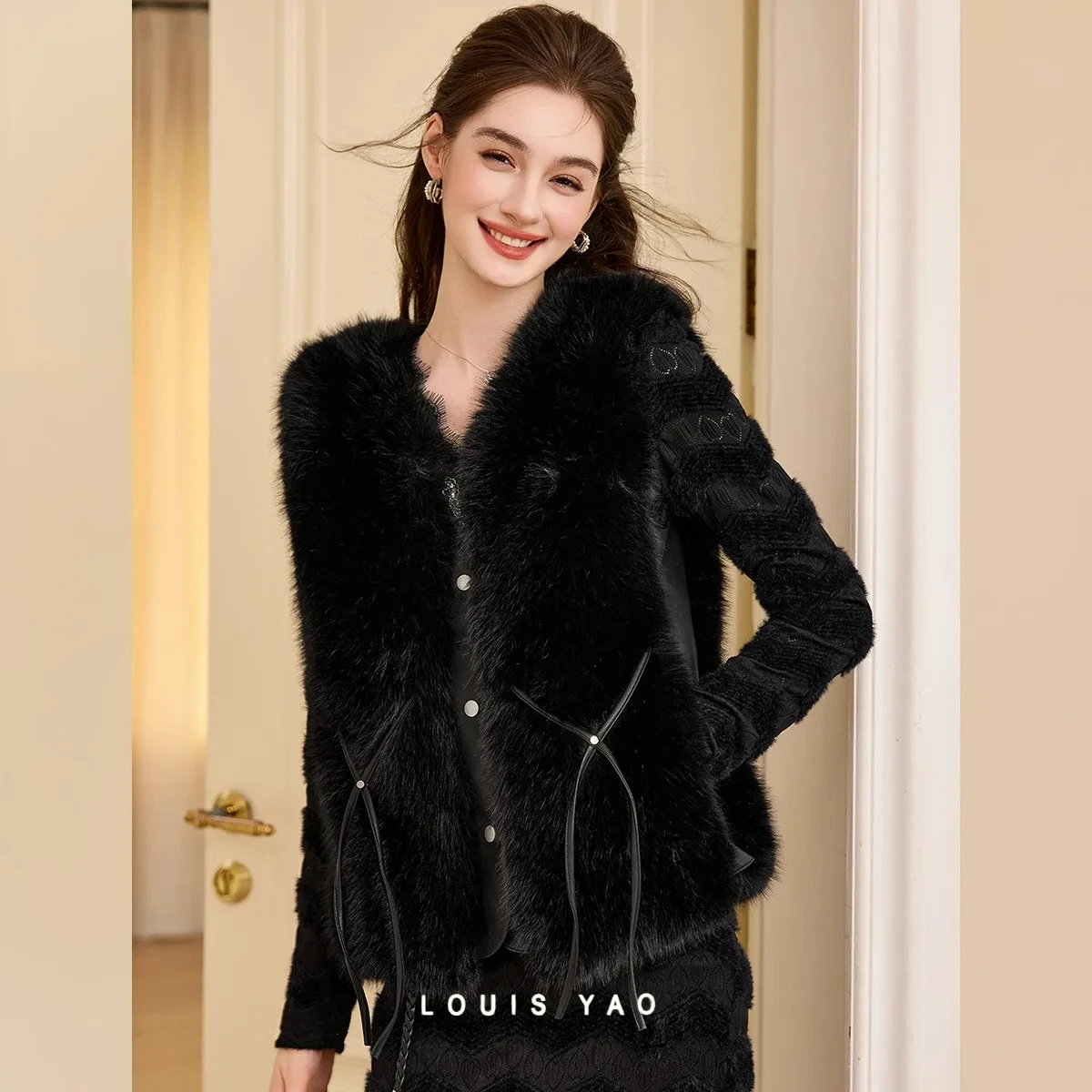 LOUIS YAO Faux Fur Layering Senior Vest 2026 Autumn Winter Tops Women's Vest Fairycore Open-Front Elegant Exquisite Jackets