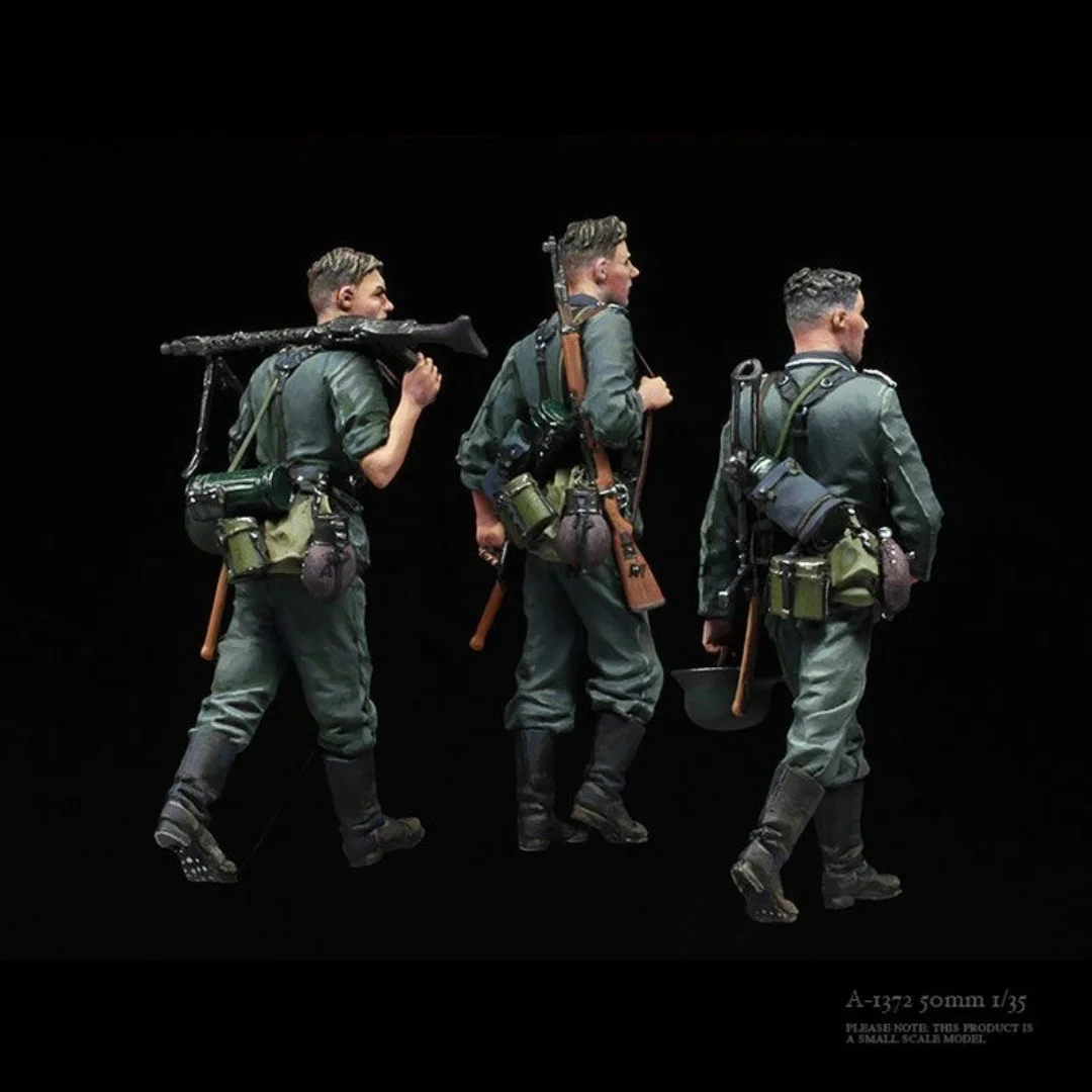 

WWII Eurotrooper Set 1/35 Resin Figure Model Kit Assemble Miniatures Unassembled Unpainted Collecting Hobby Toys Gifts