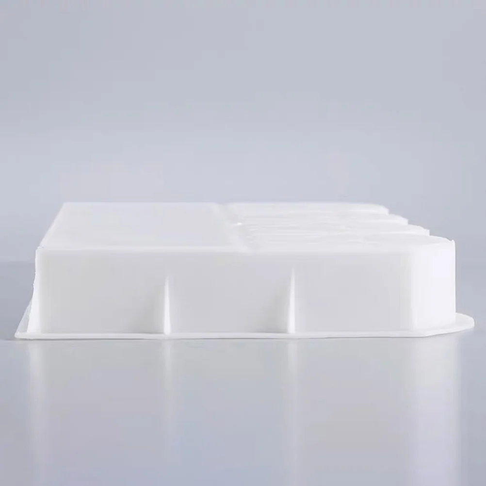 

Garden Fence Plastic Mold for Concrete Brick DIY Cement Paver Making Tool for Outdoor Lawn Pathway Decorative Use