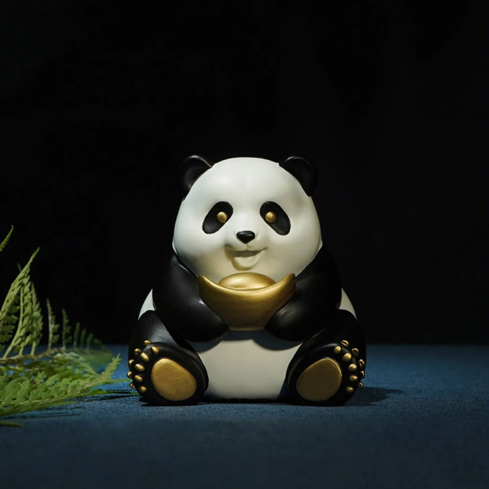 National Treasure Panda Model Brass Sculpture Metal Animal Figure Ornament Home Scene Collectible Decoration Birthday Gift