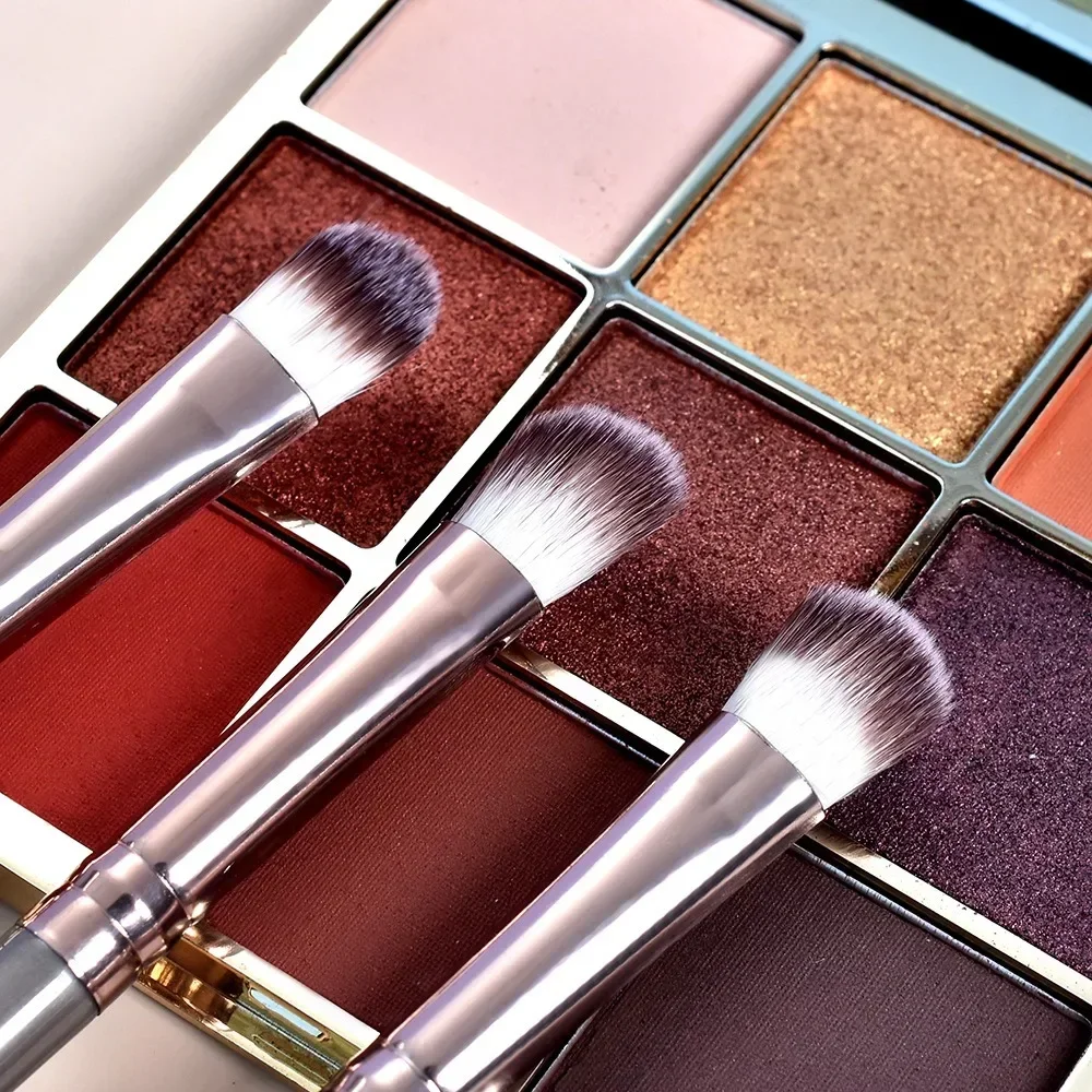 Ensemble de pinceaux de maquillage avec sac pour fond de teint, correcteurs, ombres à paupières, poudre, mélange de fard à joues, outils de beauté 5 pièces