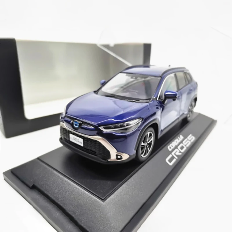 Original 1/30 escala corolla cruz liga simulação modelo de carro
