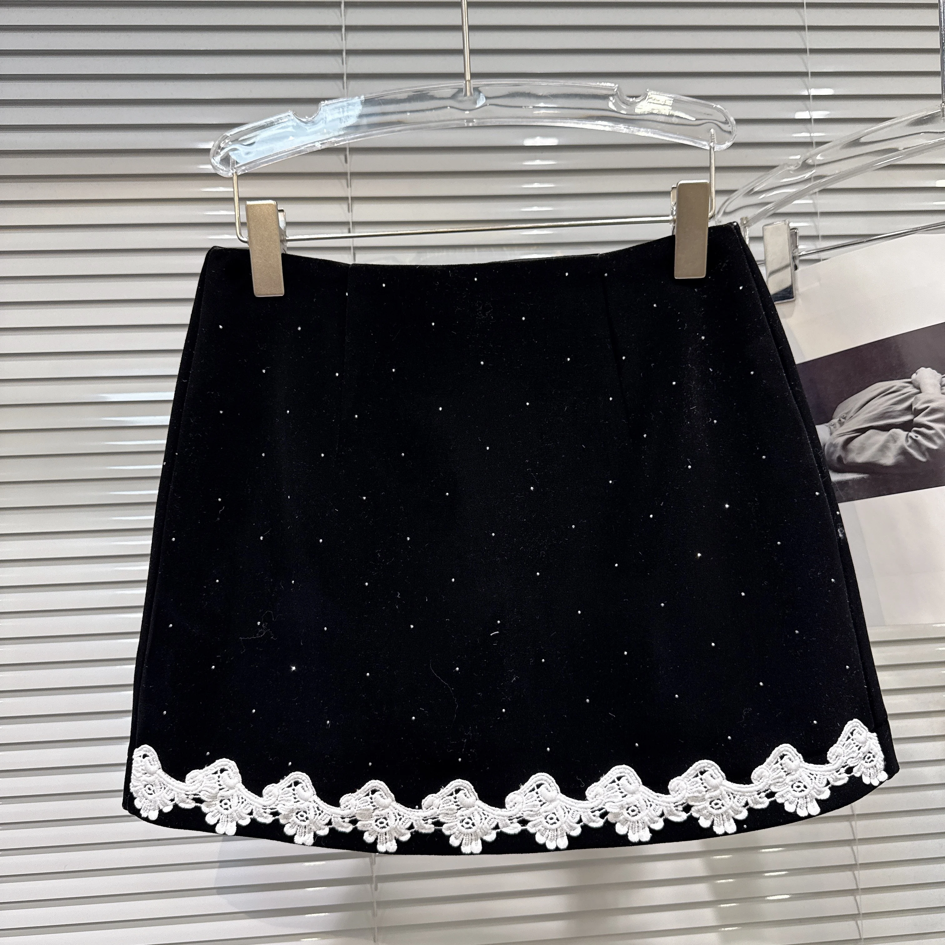 Français élégant Socialite diamant velours simple boutonnage vers le bas manteau taille haute moulante Mini jupe deux pièces ensemble pour les femmes hiver