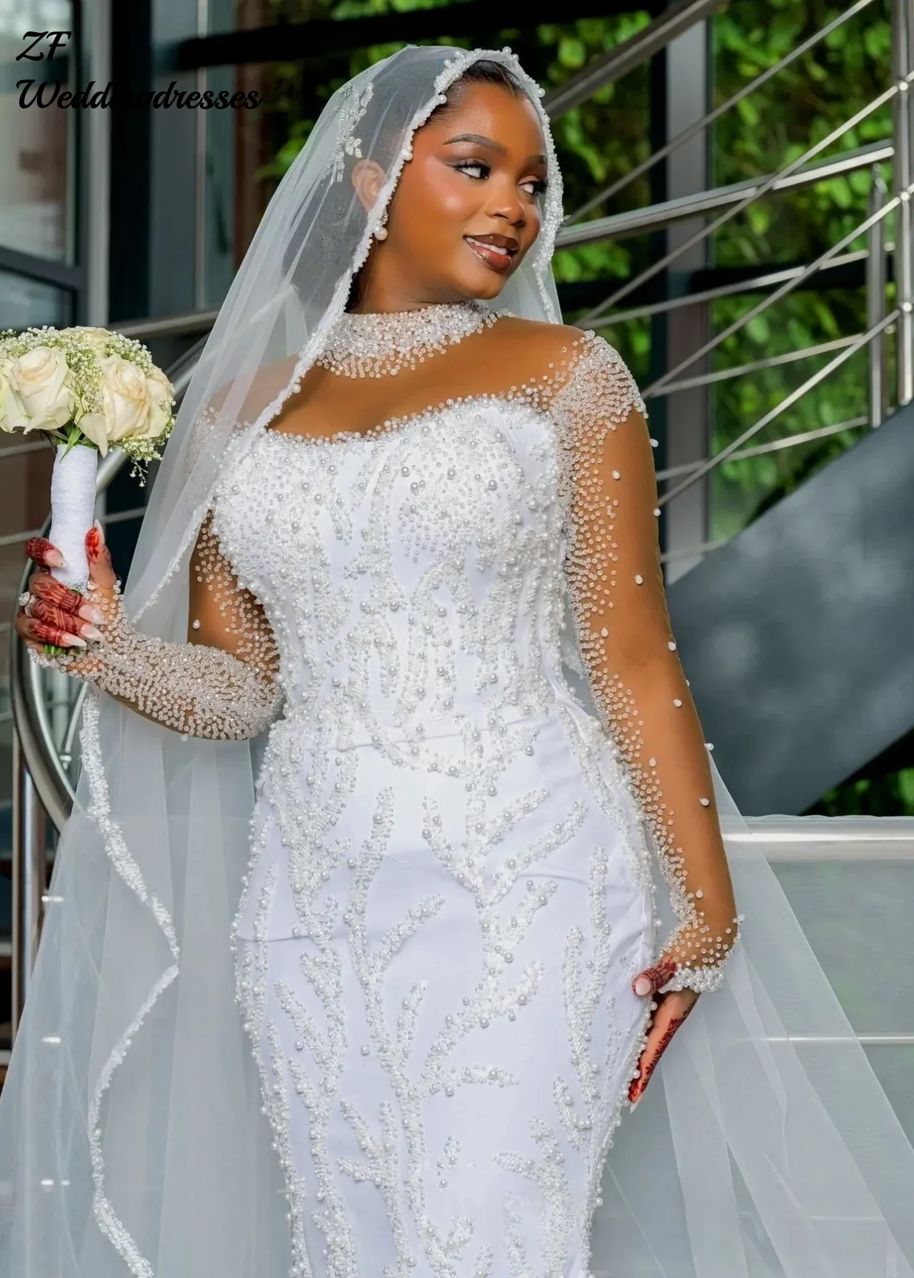 فساتين زفاف عربية مخصصة مقاس كبير حورية البحر بيضاء فاخرة مطرزة باللؤلؤ وأكمام طويلة مطرزة عتيقة أنيقة #3