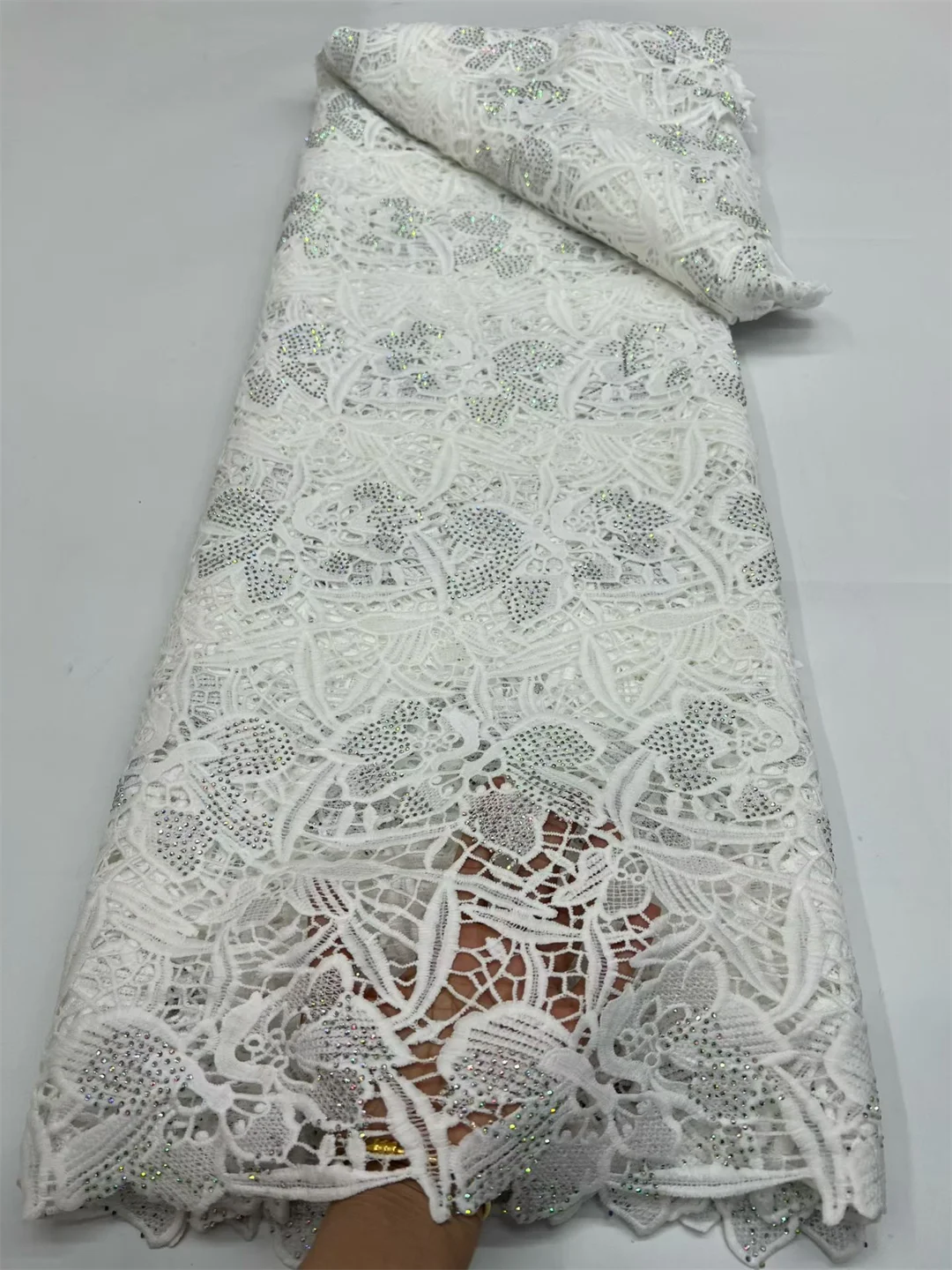 Luxury Colorful Nigerian Water Soluble Lace Fabric with Stone African Guipure Cord Lace Fabric for Clothing And Home Decor