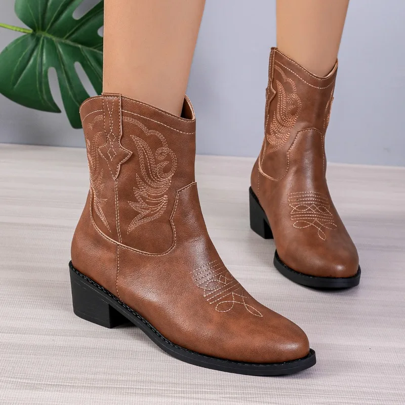 Ladies Shoes High Quality Sleeve Women's Boots Winter Rome Pointed Toe Solid Short Barrel Chunky Heel Large Size Western Boots