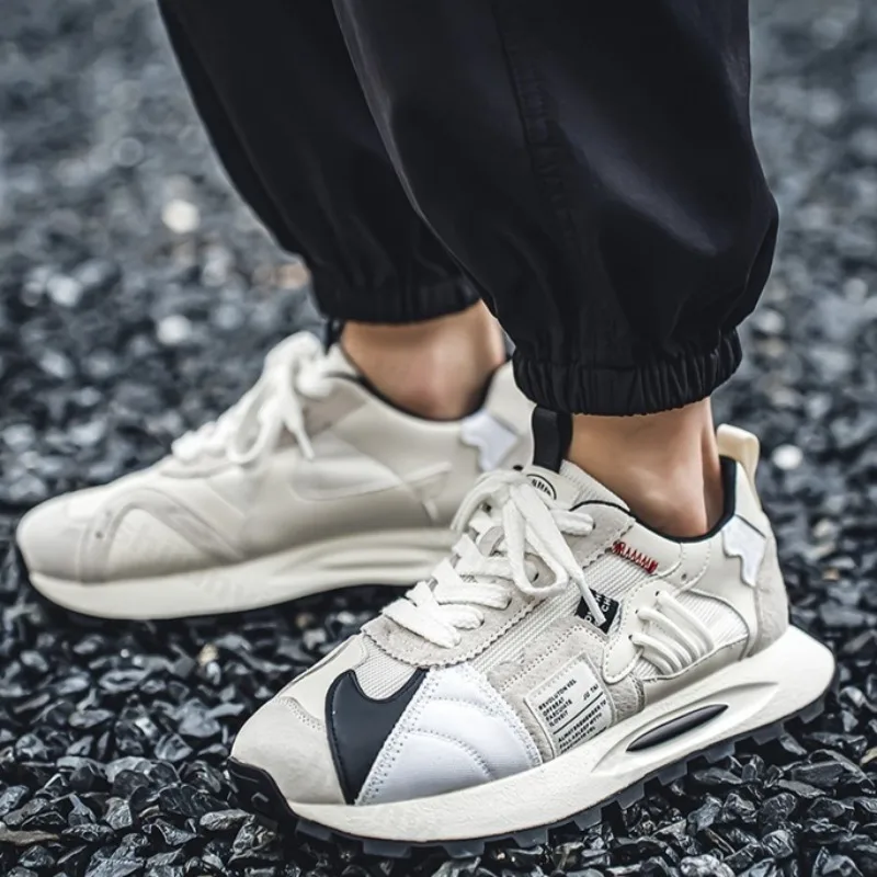 

Высококачественная мужская повседневная спортивная обувь, осень 2024, удобная нескользящая уличная спортивная обувь на шнуровке, модная вулканизированная обувь