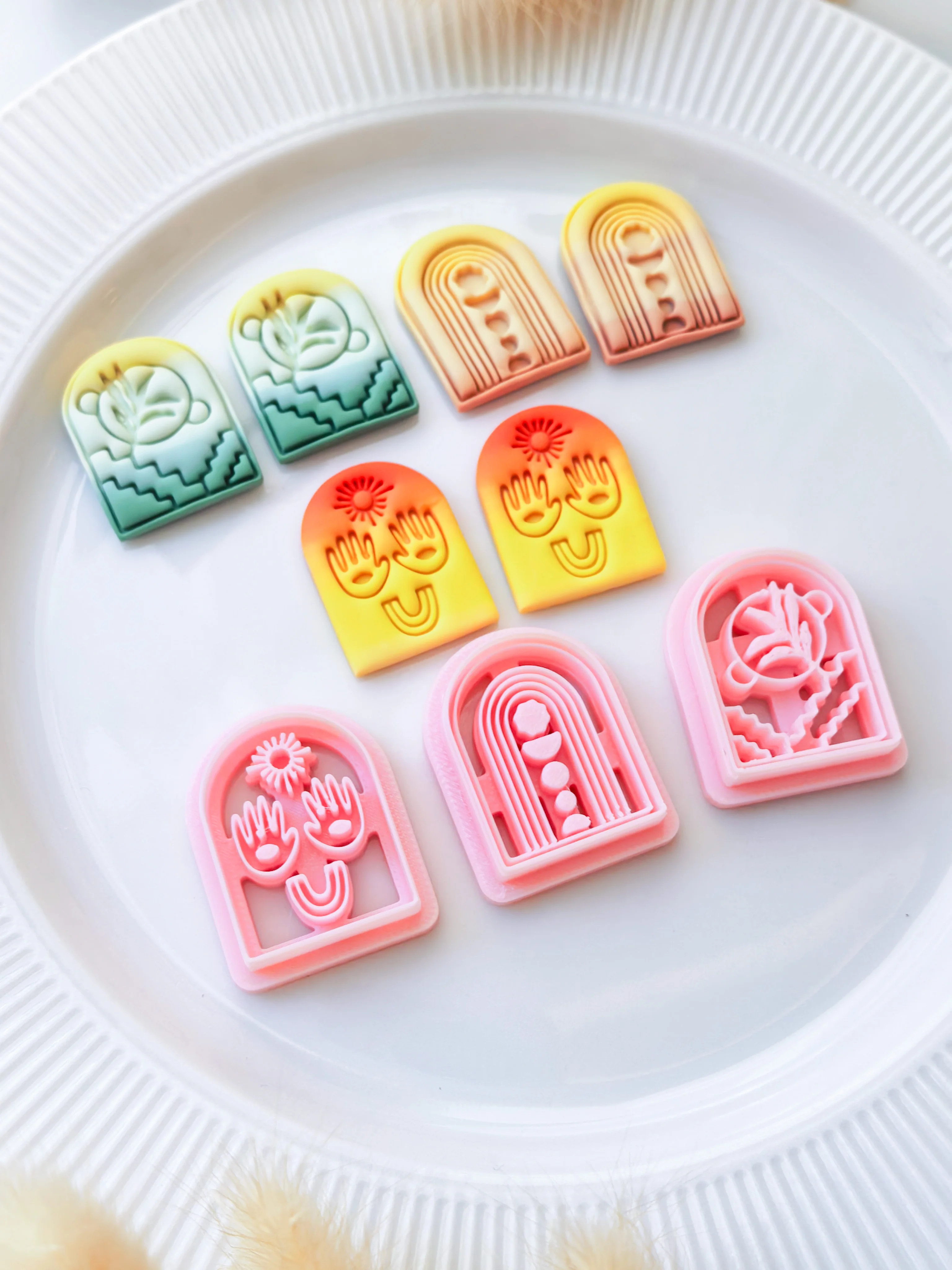 3PCS Abstract Bohemian Arch Polymer Clay Cutters, PP Earring Molds, Sun Hands Plants DIY Handmade Jewelry Making Tools