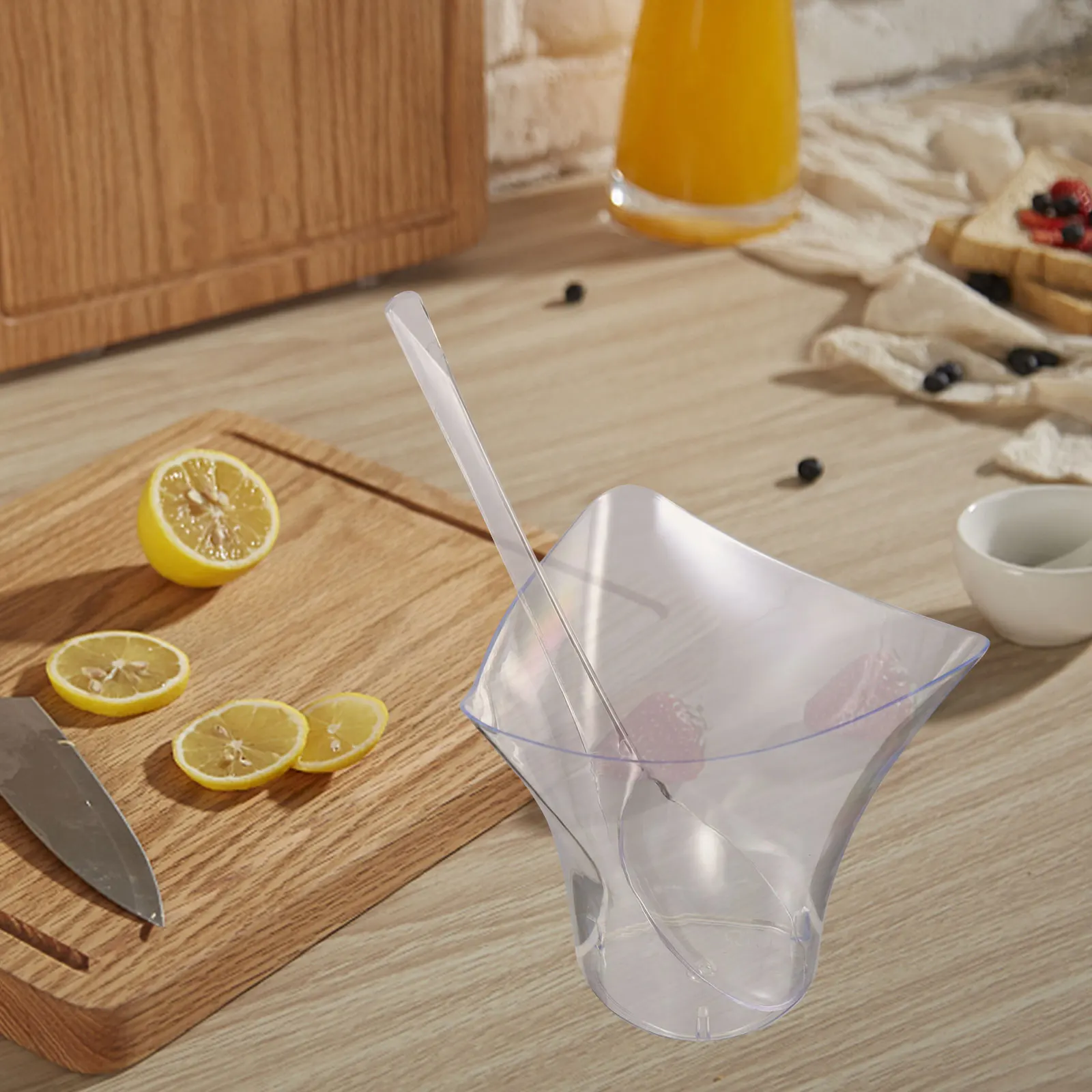 

50 комплектов десертных чашек с ложками, прозрачные контейнеры для мороженого с пудингом для торта, йогурта, фруктов, многофункциональные сервировки для вечеринок