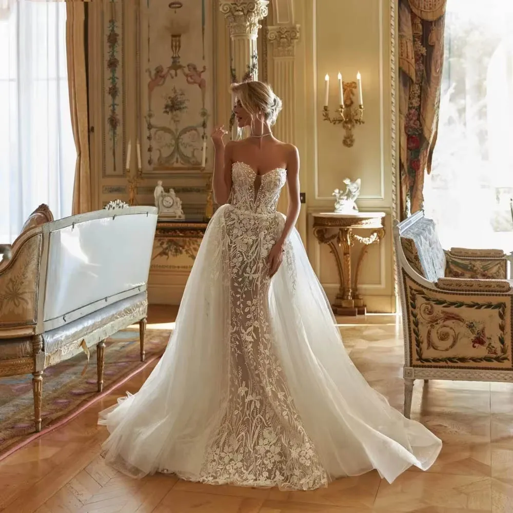 カスタマイズされたベル取り外し可能なトレインマーメイドウェディングドレスセクシーな恋人ローブレースアップリケグリッターパール Vestido ブライダルガウン