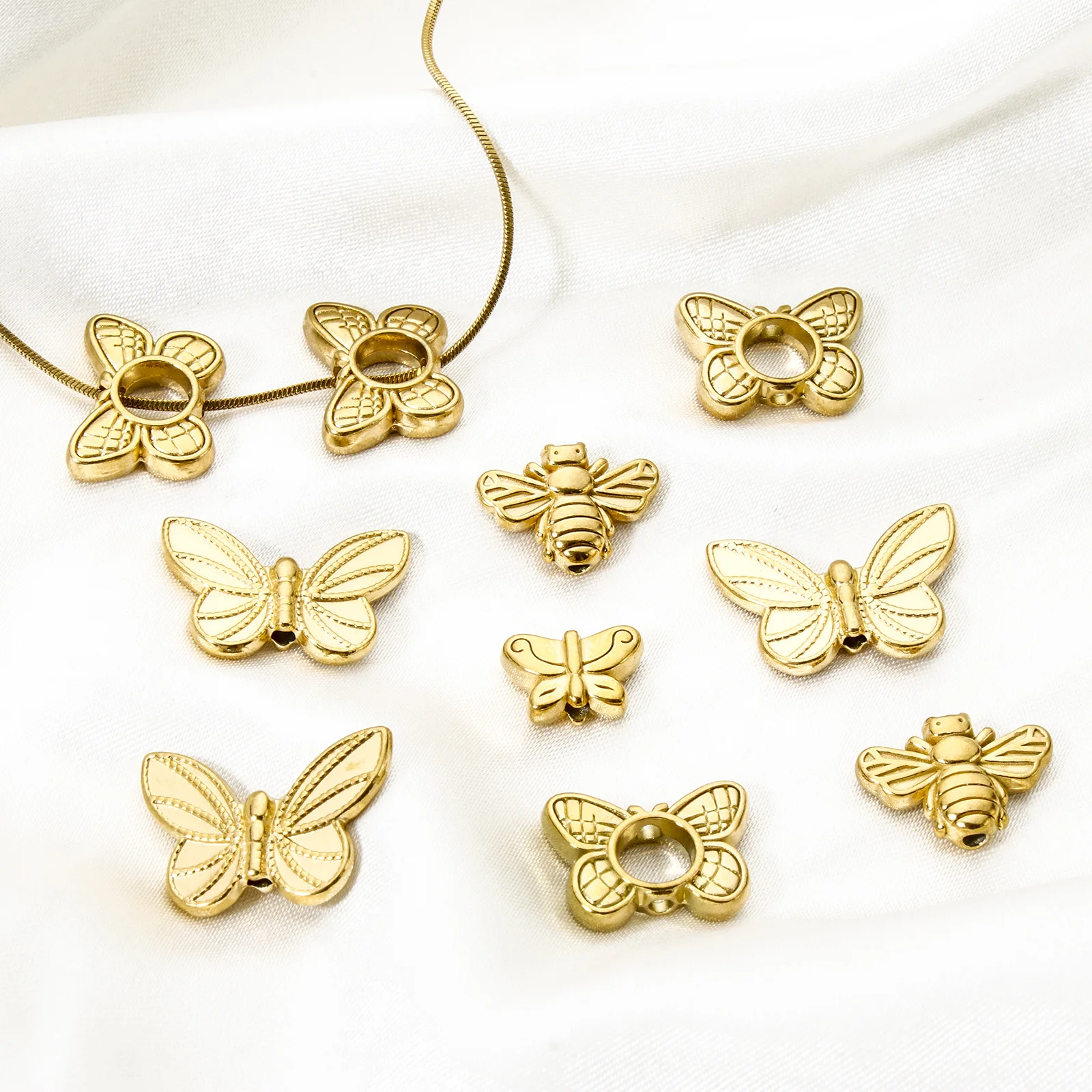5PCs 304 Stainless Steel Insect Beads For DIY Jewelry Making 18K Real Gold Plated Butterfly Animal Style Bead Necklace Making