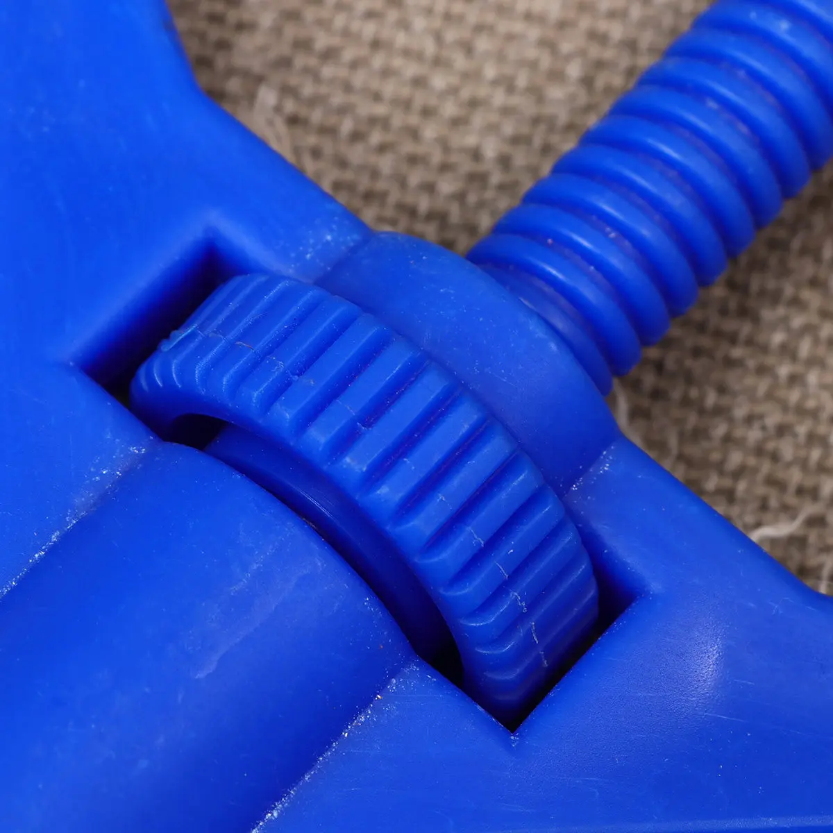 2Pcs Screw Clamp Mop Head Plastic Mop Head Replacement Gear Diameter 25Mm for Home and Office Use