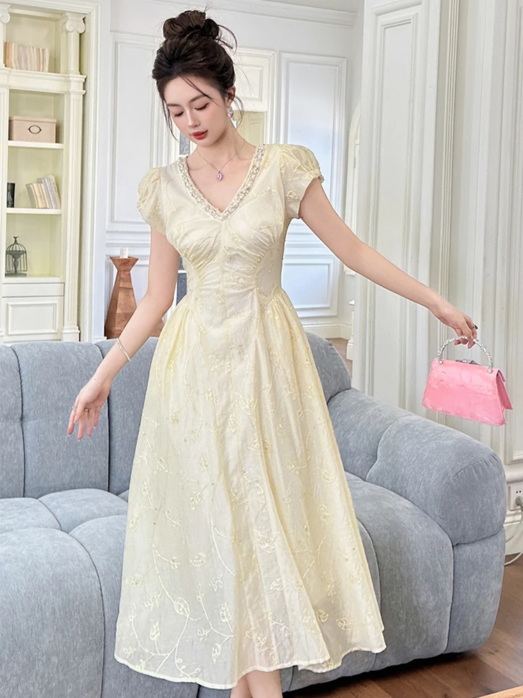 Dolce vestito da partito ricamato di lusso squisito diamante bordato di perle con scollo a V altalena abito femminile Fairycore estetico abiti da ballo