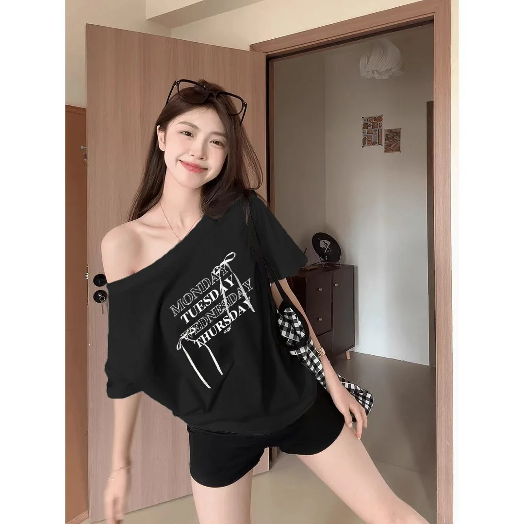 Korean Japanese style letter print one-shoulder short sleeve t-shirt for women, new summer stylish off-shoulder loose slim-fit o
