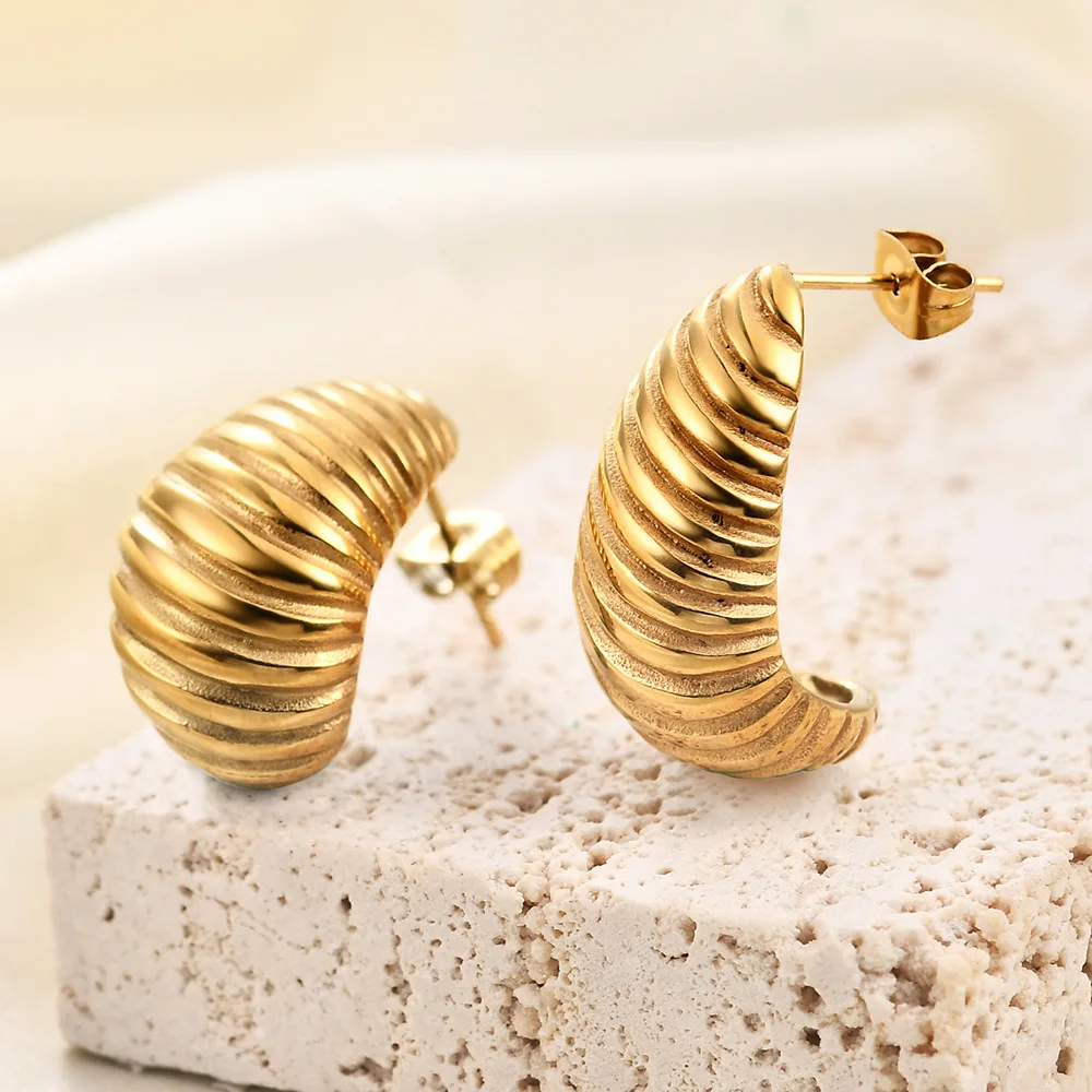 Fat Horn Threaded Titanium Steel Plated 18k Gold Sexy Earrings