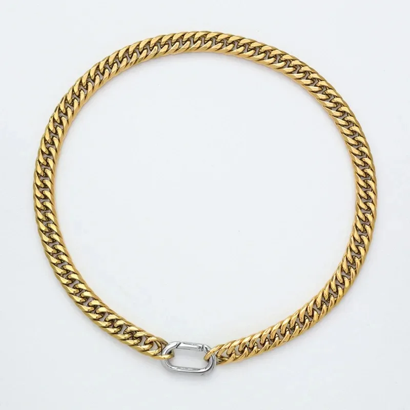 

- Vintage Style Gold Cuban Link Necklace, Thick Chain Choker with Unique Lock Clasp, Unisex Fashion Jewelry for Party Streetwear